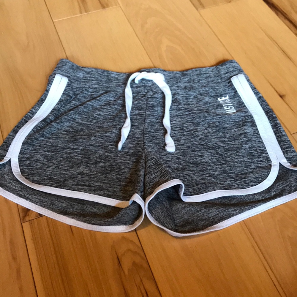 GRAY JUSTICE SHORTS